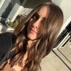 Meet your Posher, Vered